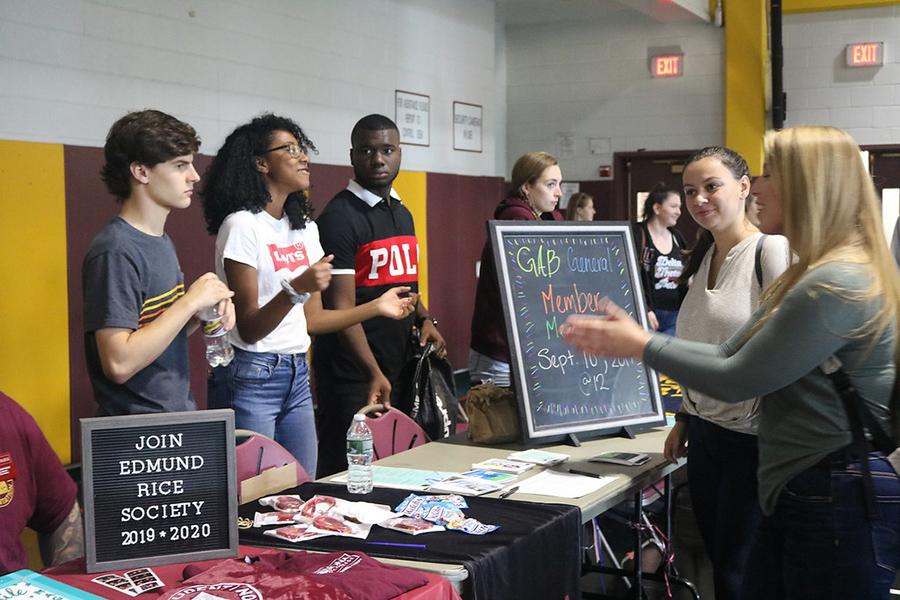 Members of the Gaels Activities Board recruit new members at the involvement fair.