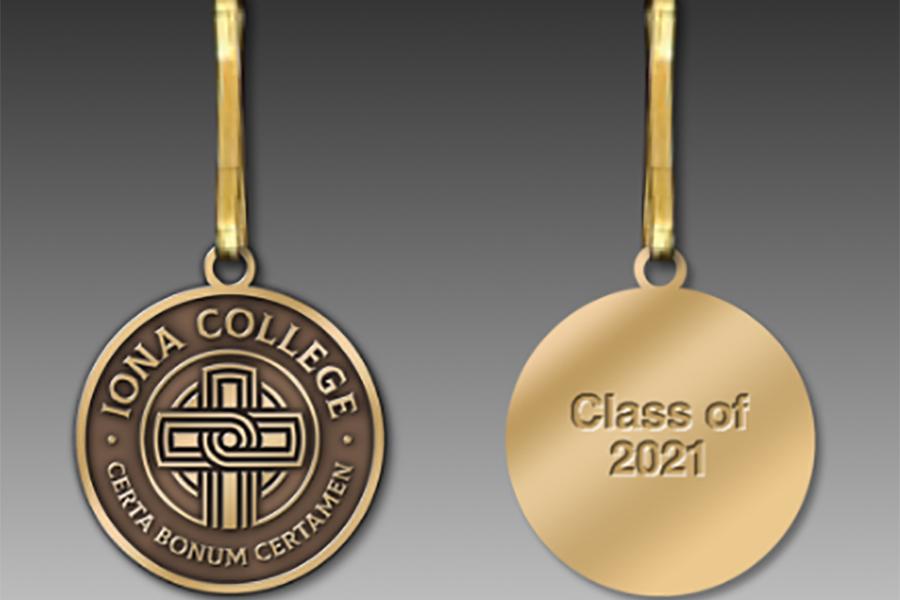 Class of 2021 Zipper Pulls.