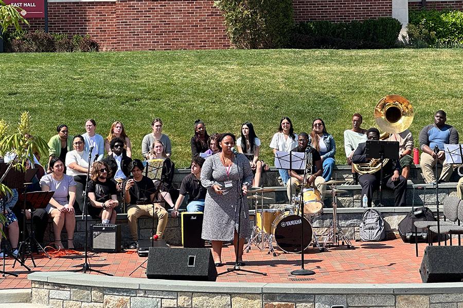 An opera singer at Iona Scholars Day.