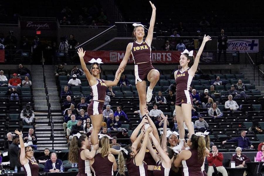 Iona University Cheerleading