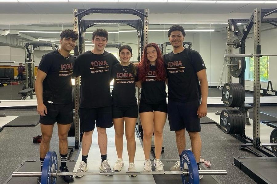 Iona weightlifting team.