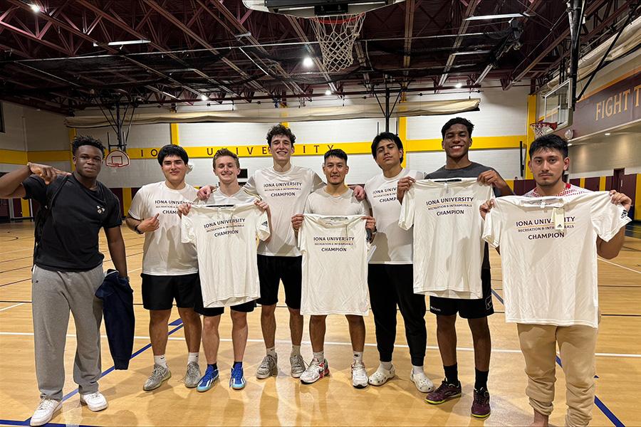 2024 Intramurals champions in Mulcahy Gym.