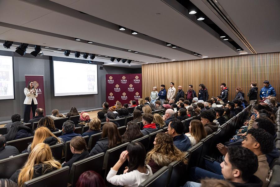 A spotlight session in Henry Lecture hall.