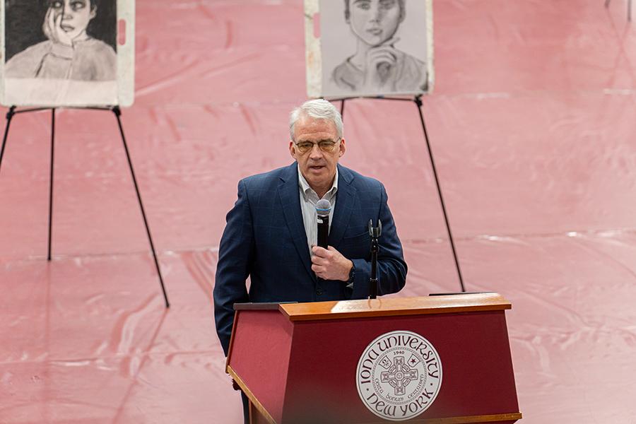President Carey speaking at the Iona Scholars Day.