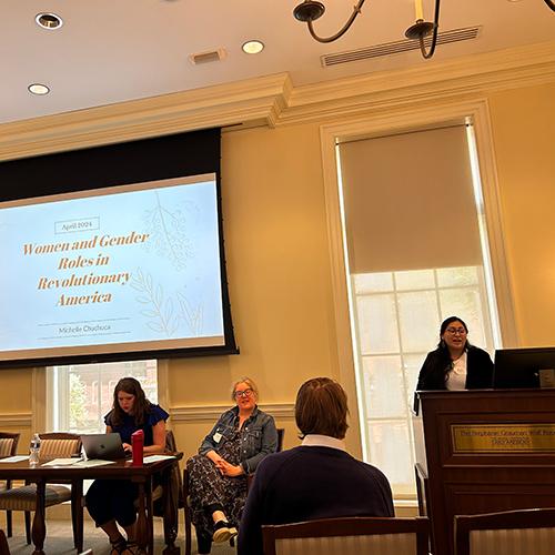 Michelle Chuchuca ’24 presenting at UPENN.