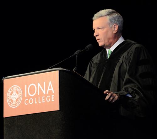 Al Kelly delivers a speech at the 2019 Commencement ceremony.