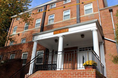 A close-up of the entrance to Rice Hall.