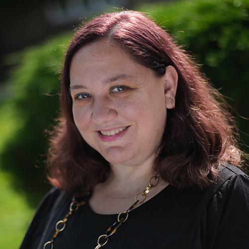 Christine Smith headshot.