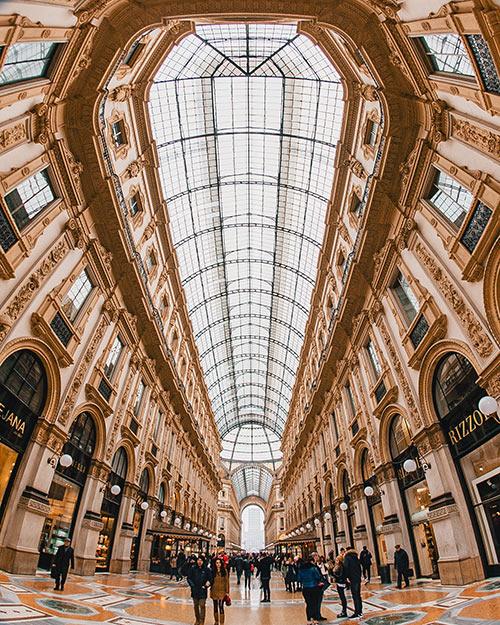 A shopping center in Milan. Photo by Jordan Pulmano