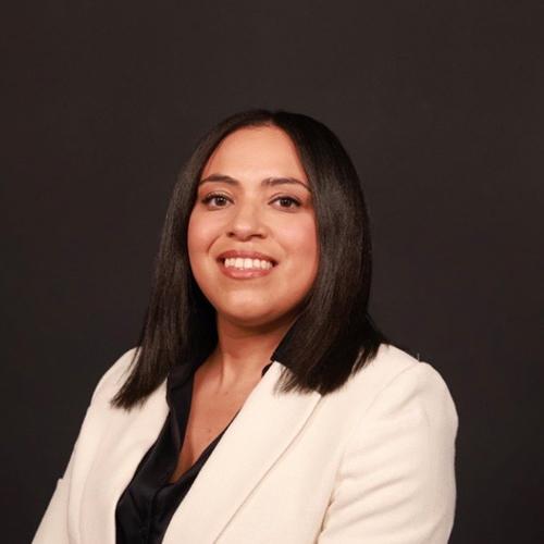 Stephanie Castro headshot.