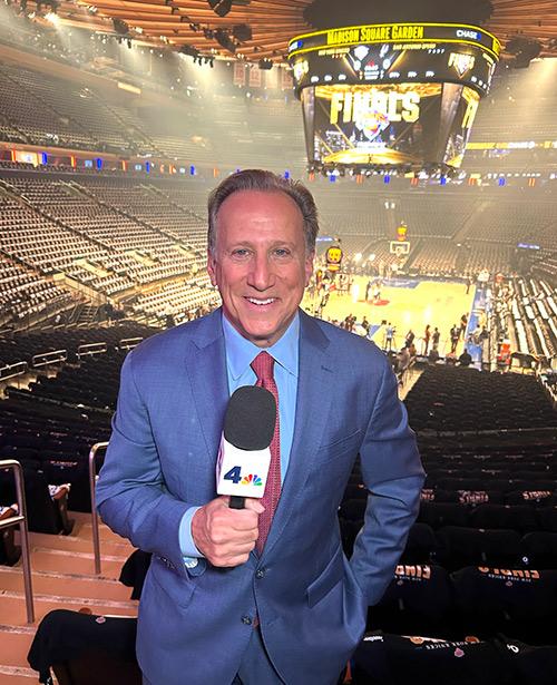 Bruce Beck covering the Knicks from inside of MSG.