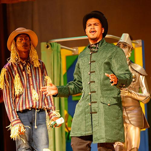 The Iona Players perform The Wizard of Oz.