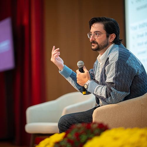 Eric Abrams speaking at The Future of Teaching conference.